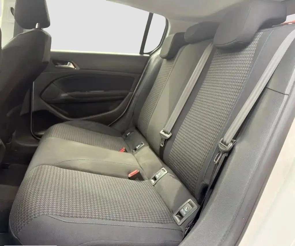 peugeot-308-2019-gasolina-1199cc