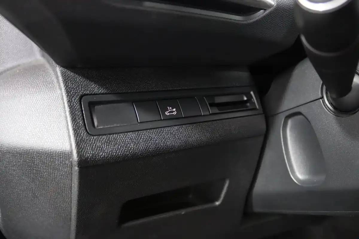 peugeot-3008-2019-gasolina-1199cc