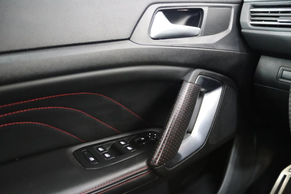peugeot-308-sw-2018-gasolina-1199cc