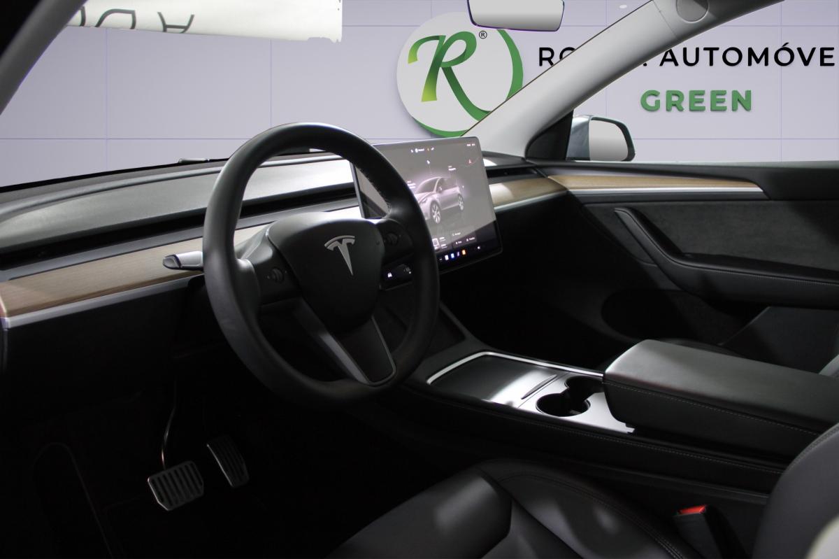 tesla-model-y-2024-eletrico-500cc