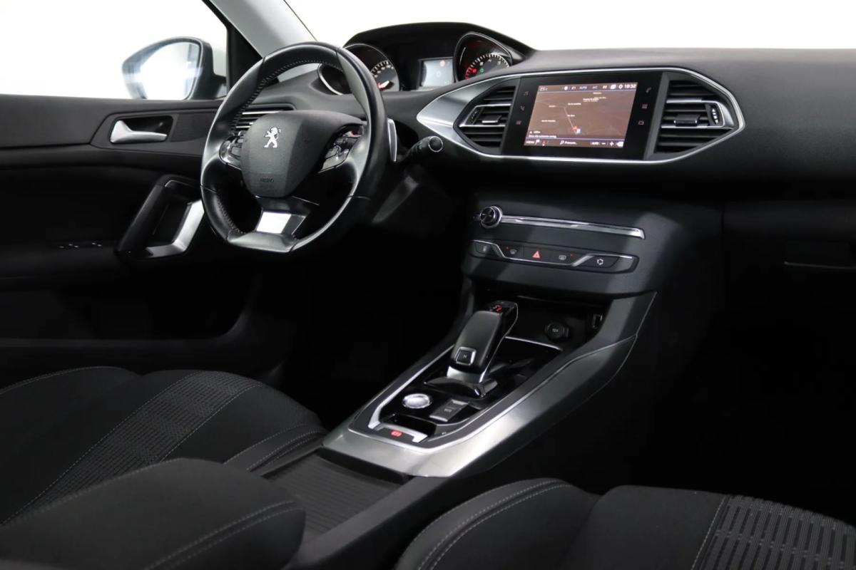 peugeot-308-2019-gasolina-1199cc