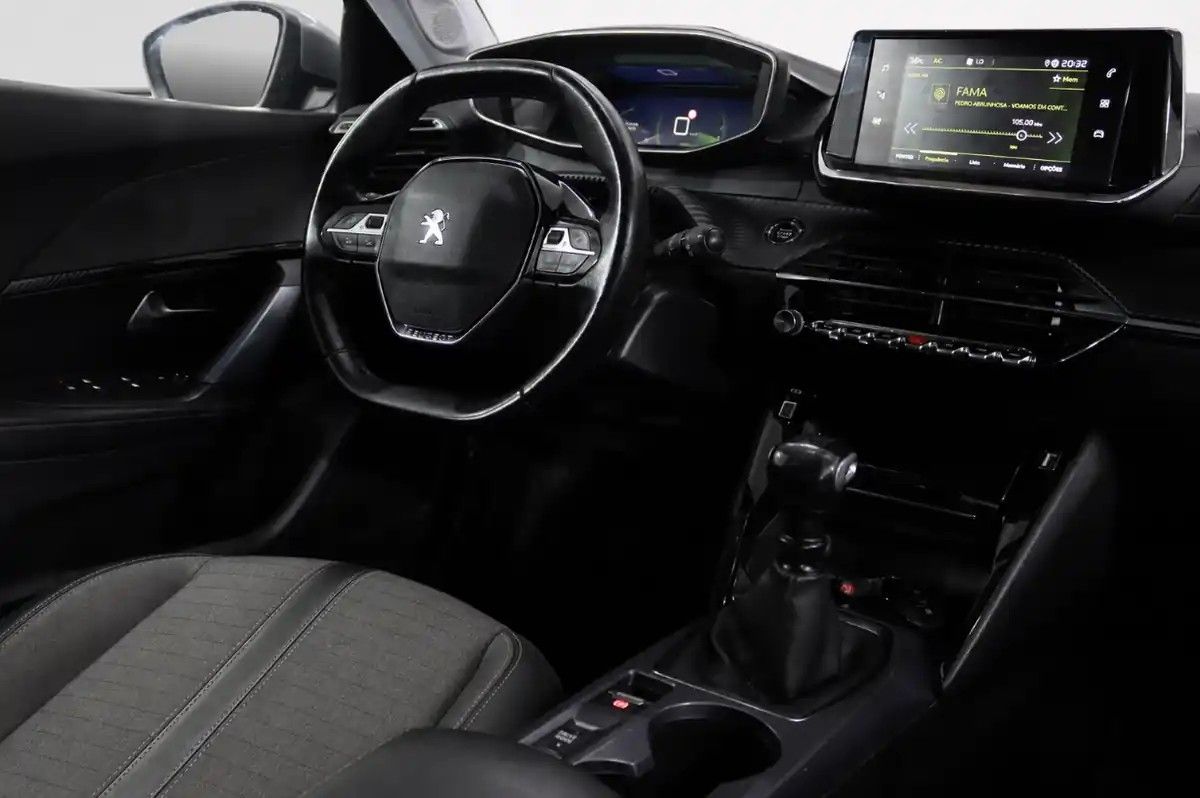 peugeot-2008-2021-gasolina-1199cc