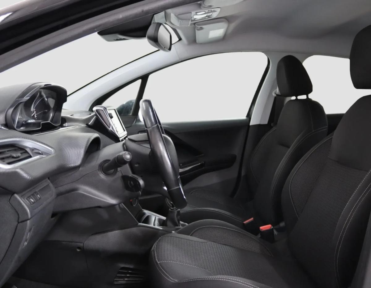 peugeot-208-2018-gasolina-1199cc