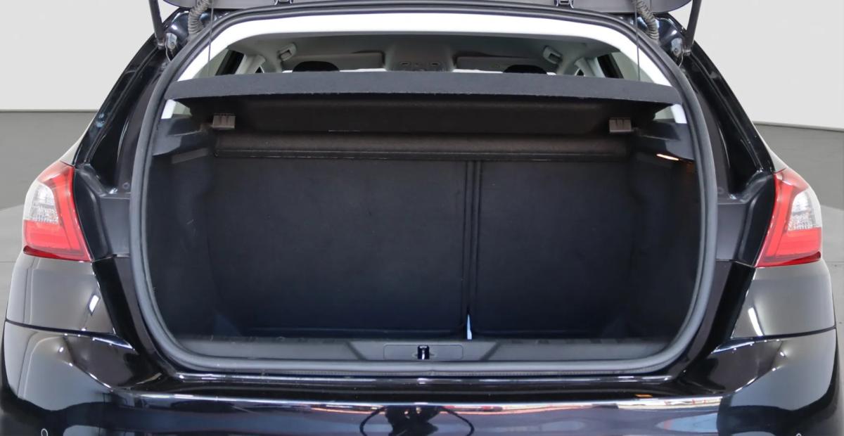 peugeot-308-2019-gasolina-1199cc