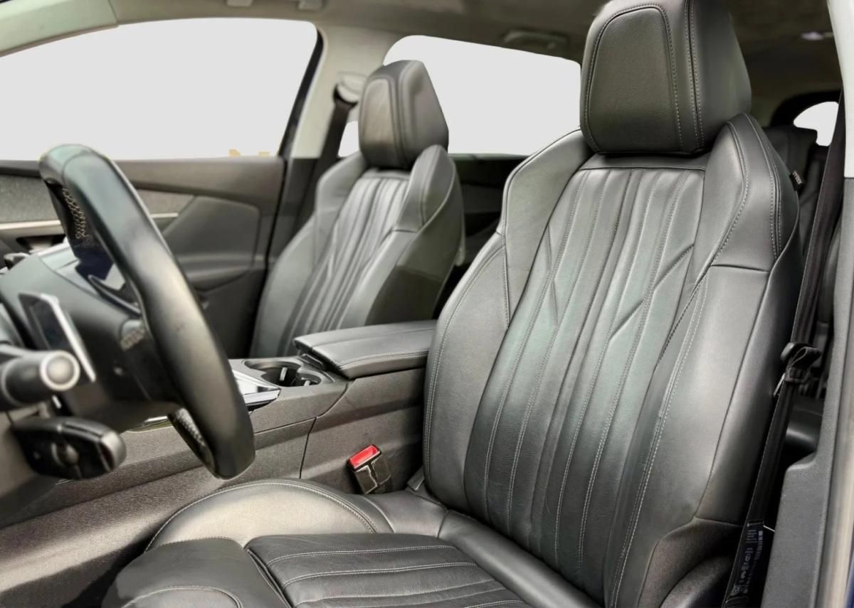 peugeot-5008-2019-gasolina-1199cc