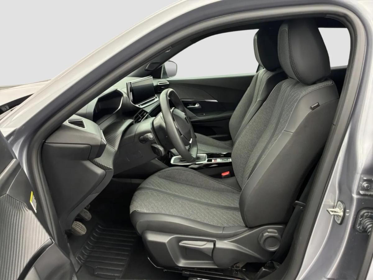 peugeot-2008-2023-gasolina-1199cc