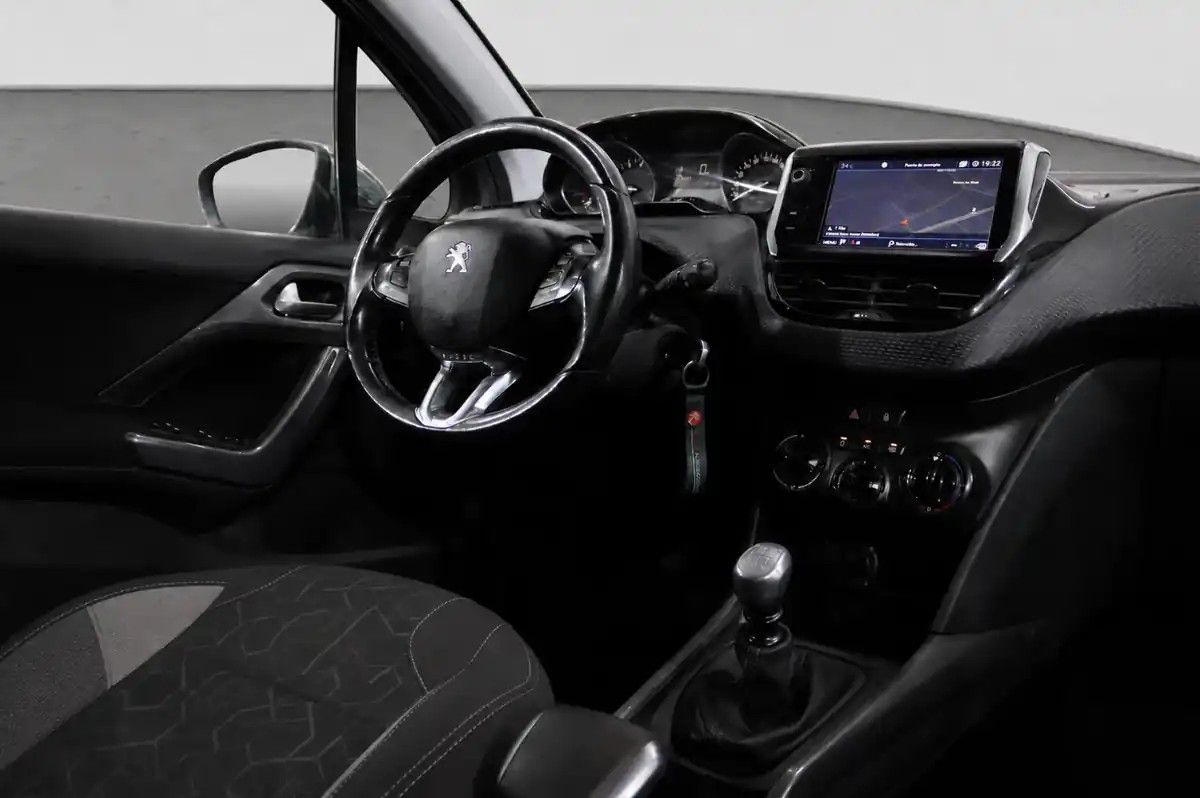 peugeot-2008-2019-gasolina-1199cc