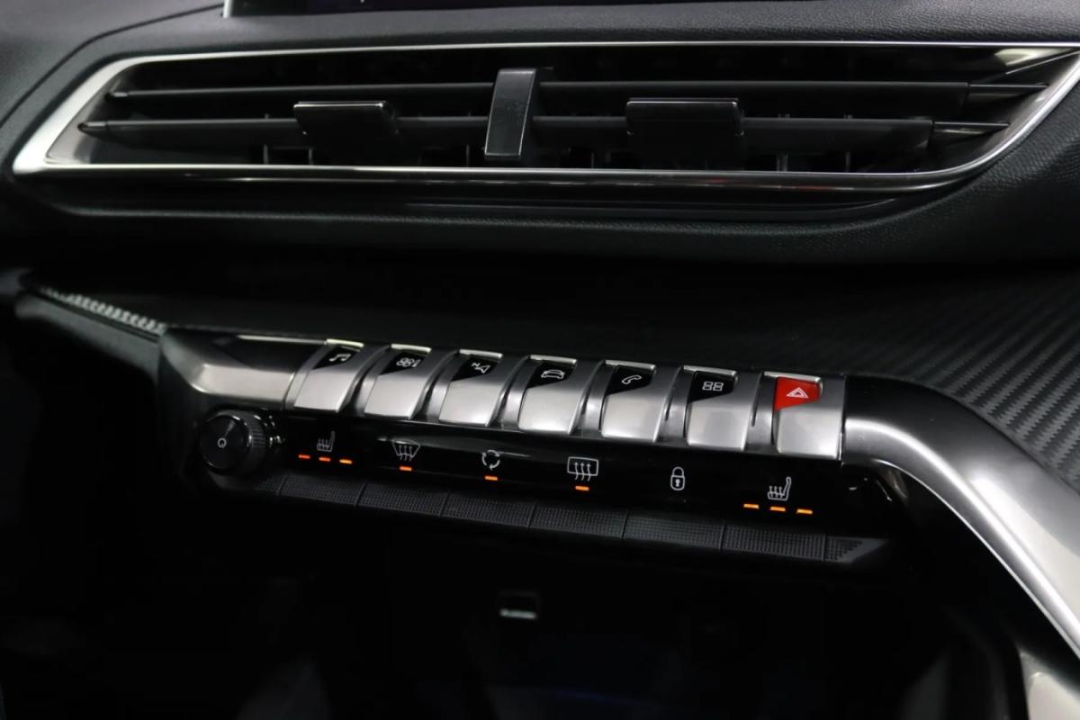 peugeot-5008-2019-gasolina-1199cc