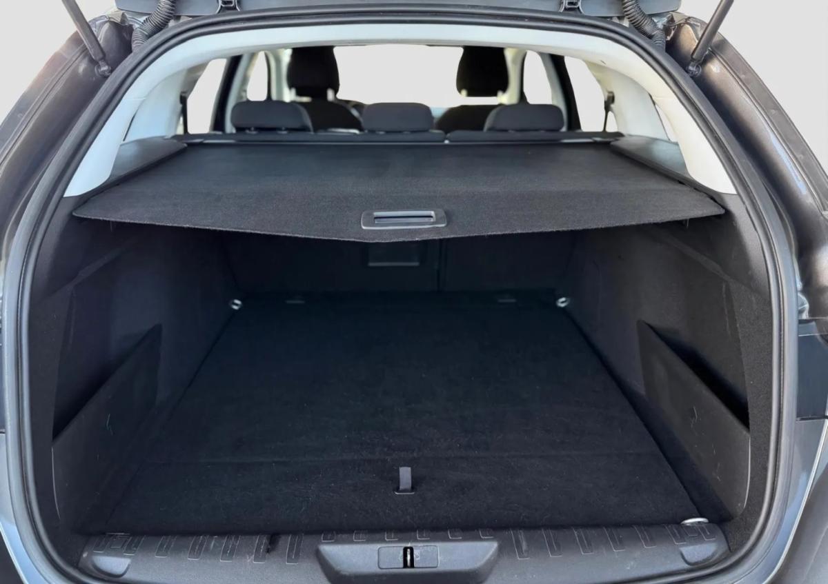 peugeot-308-sw-2019-gasolina-1199cc