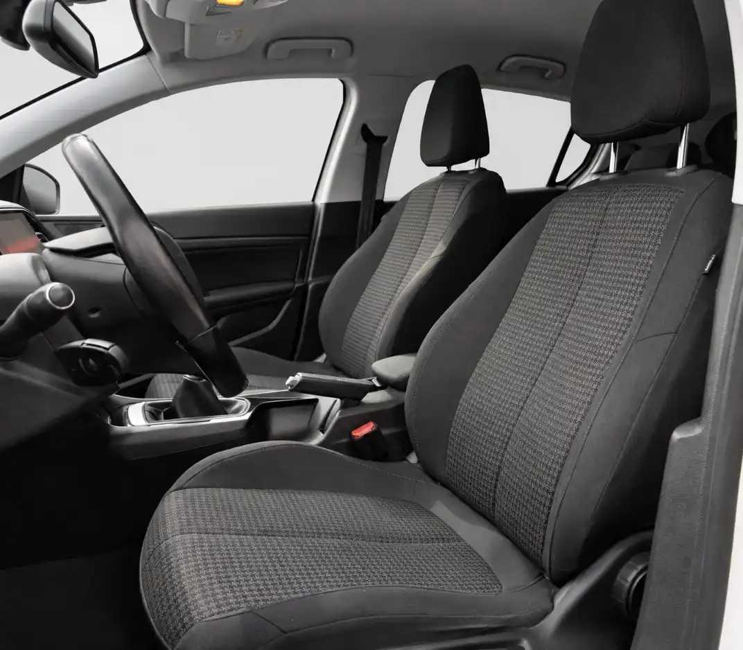 peugeot-308-2020-gasolina-1199cc