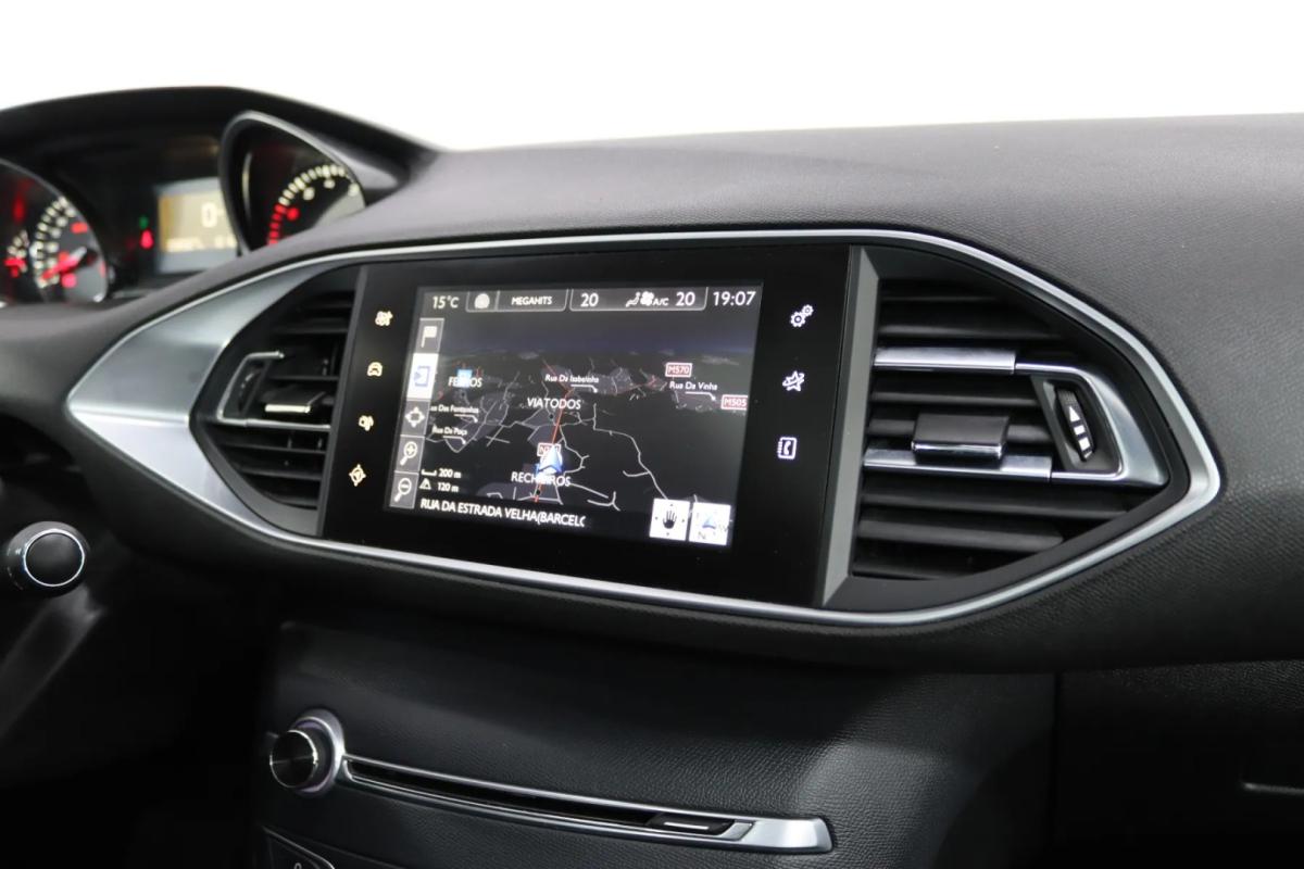 peugeot-308-2020-gasolina-1199cc