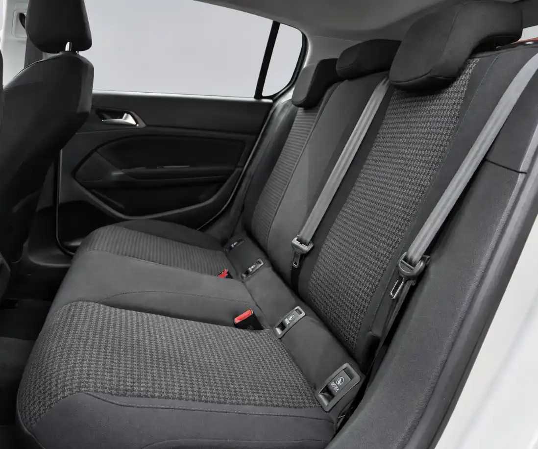 peugeot-308-2020-gasolina-1199cc