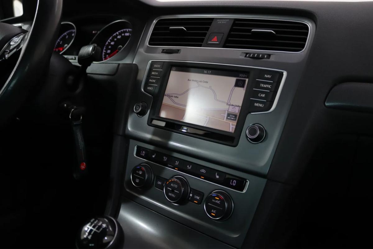 volkswagen-golf-2016-gasolina-1197cc