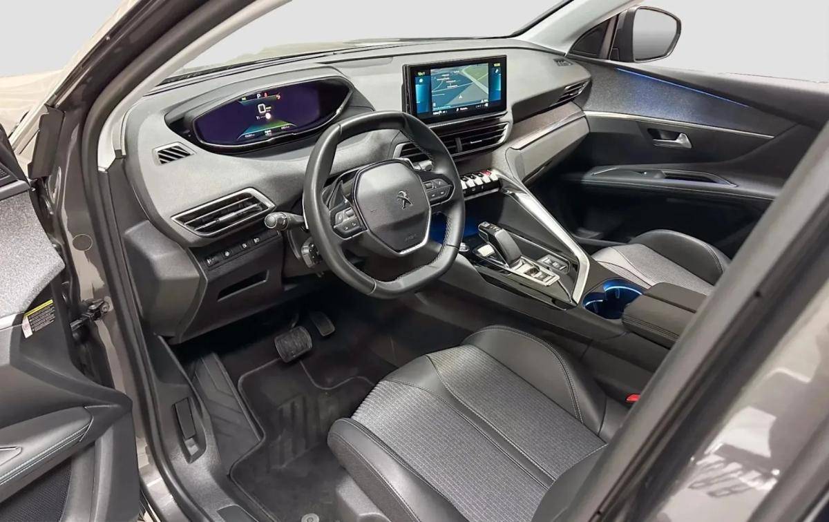 peugeot-5008-2023-gasolina-1199cc