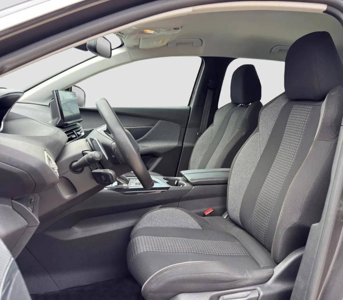 peugeot-3008-2022-gasolina-1199cc