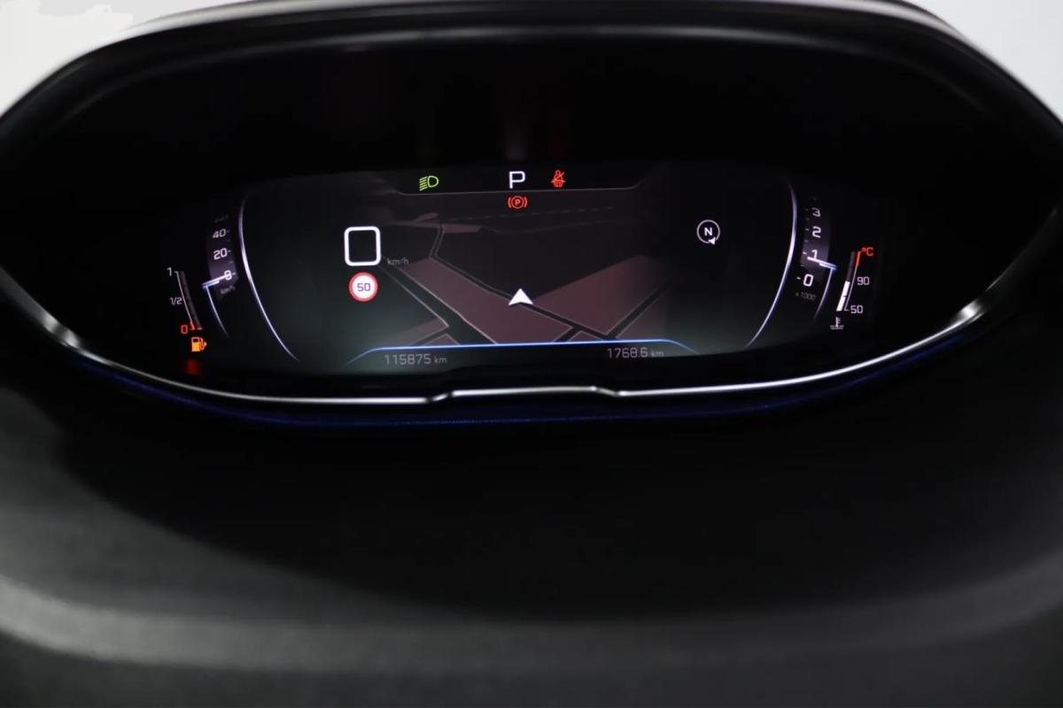 peugeot-3008-2022-gasolina-1199cc