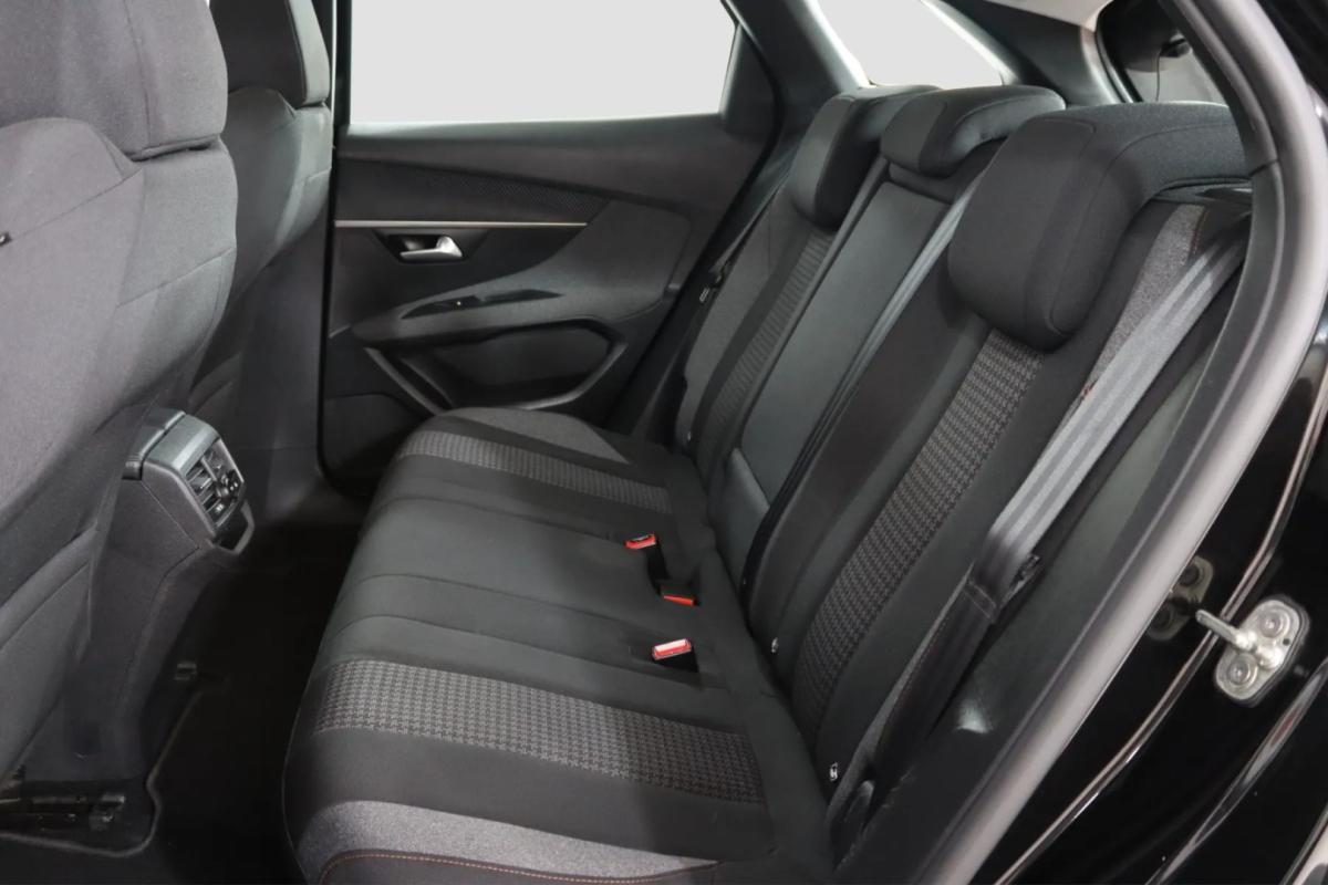 peugeot-3008-2022-gasolina-1199cc