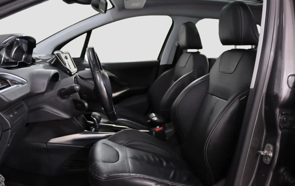 peugeot-2008-2018-gasolina-1199cc