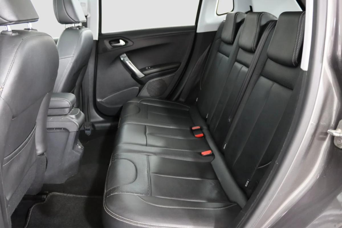 peugeot-2008-2018-gasolina-1199cc