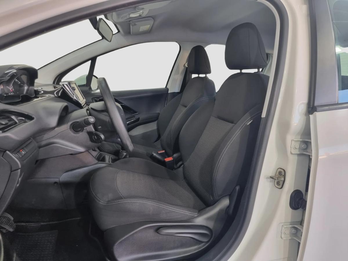 peugeot-208-2016-diesel-1560cc