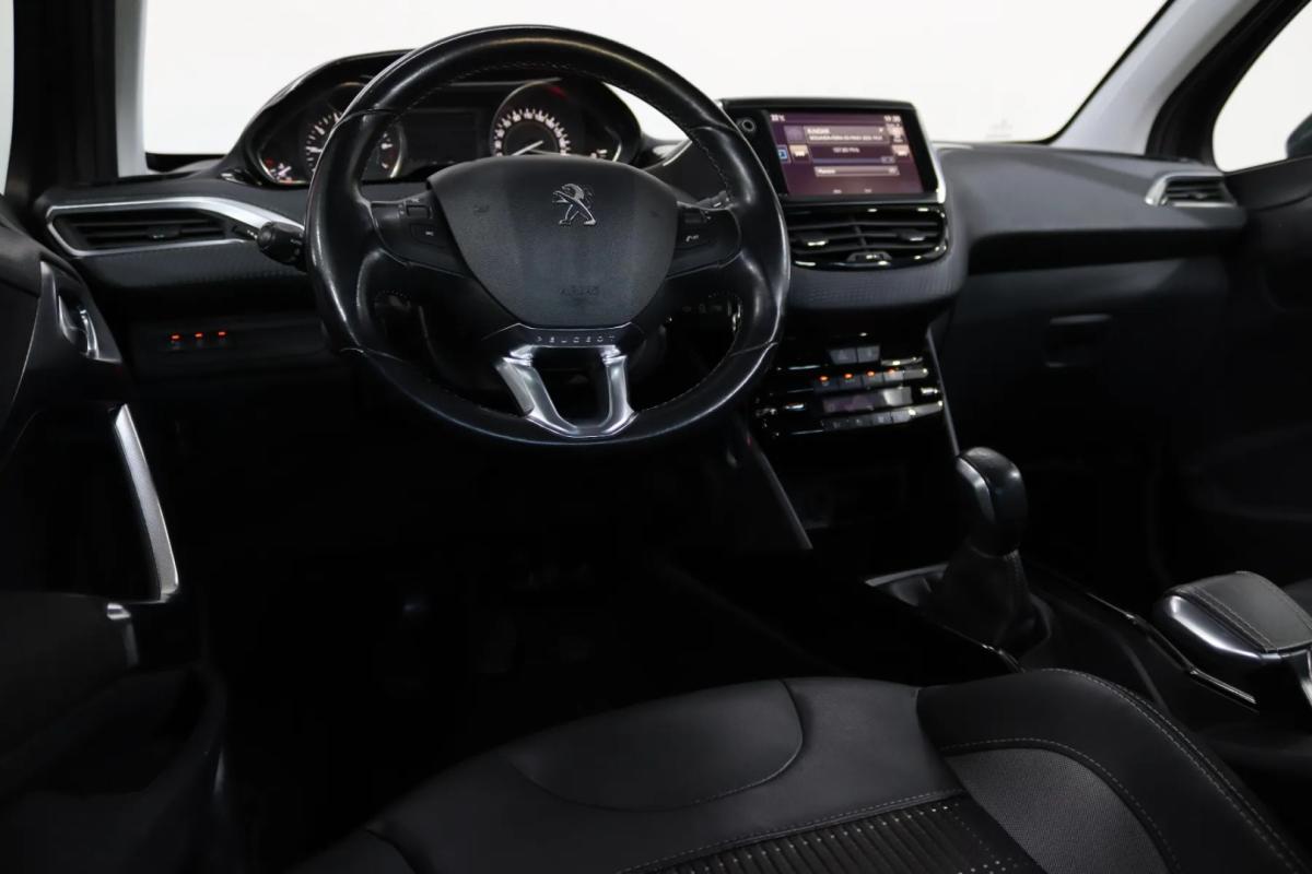 peugeot-2008-2018-gasolina-1199cc