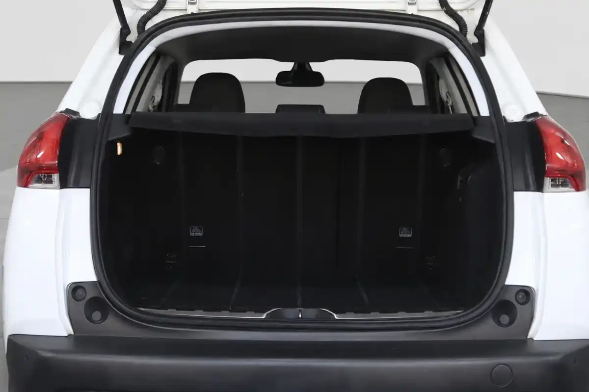 peugeot-2008-2018-gasolina-1199cc