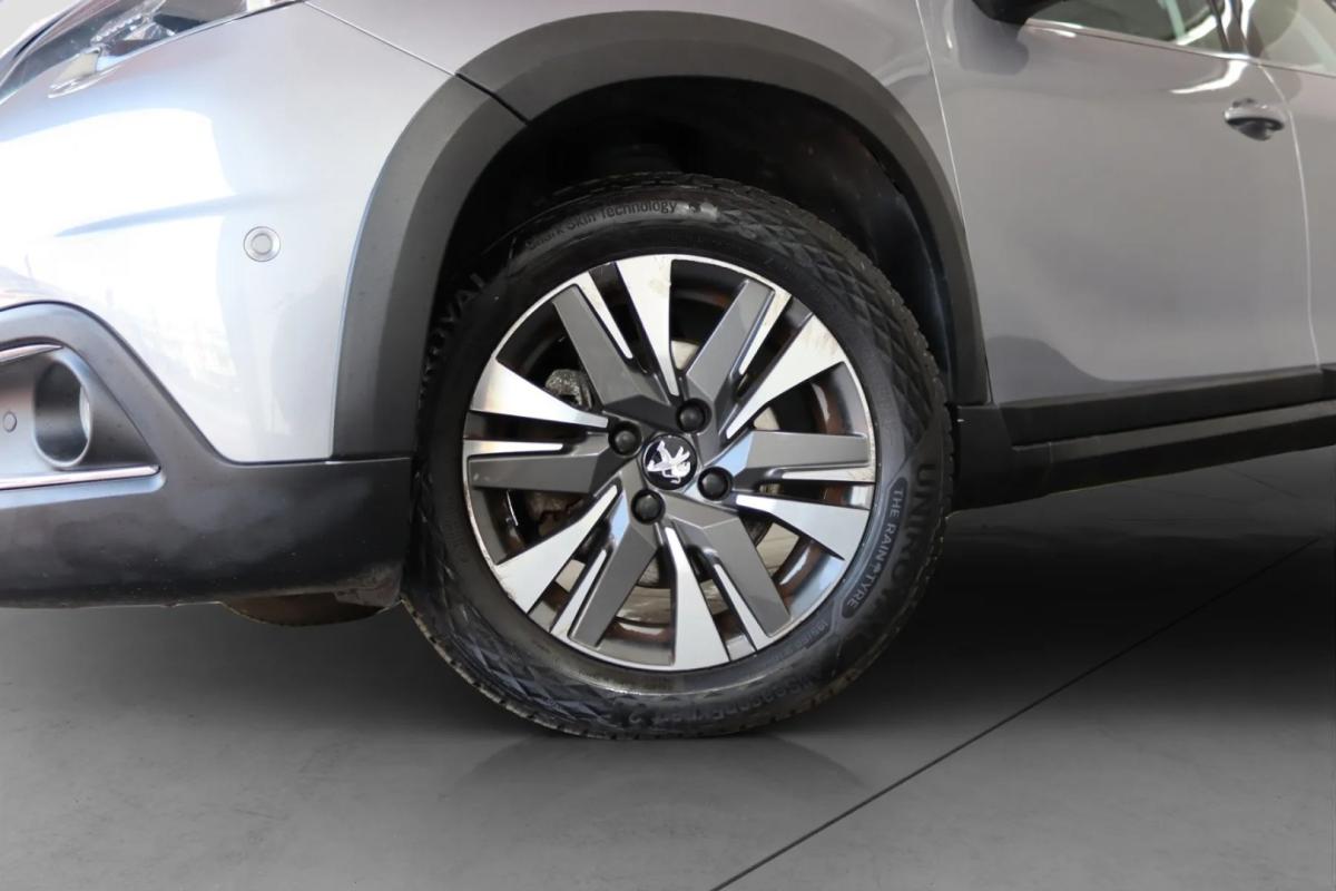 peugeot-2008-2017-gasolina-1199cc