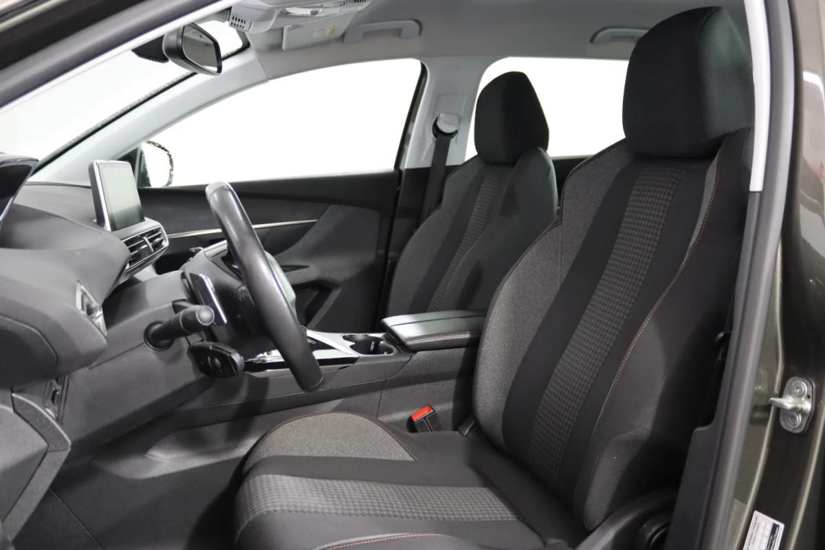 peugeot-5008-2019-gasolina-1199cc