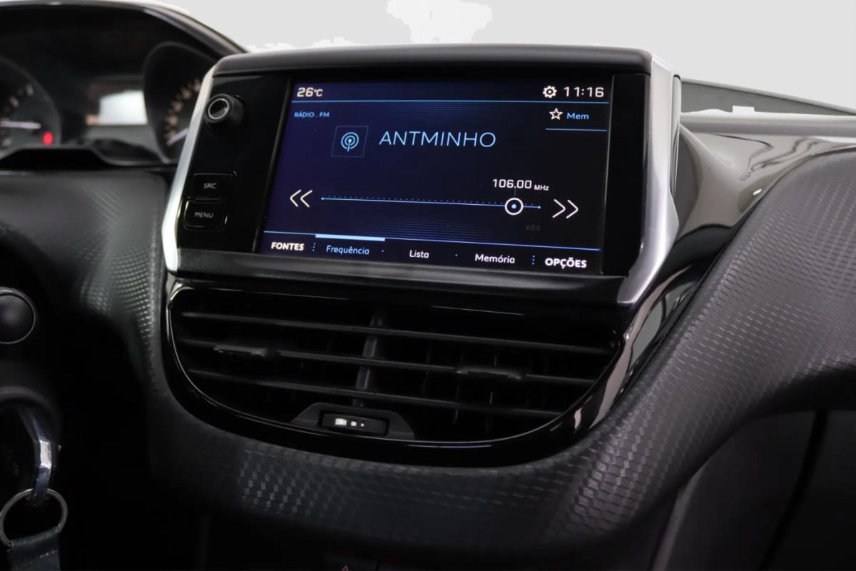 peugeot-208-2017-gasolina-1199cc