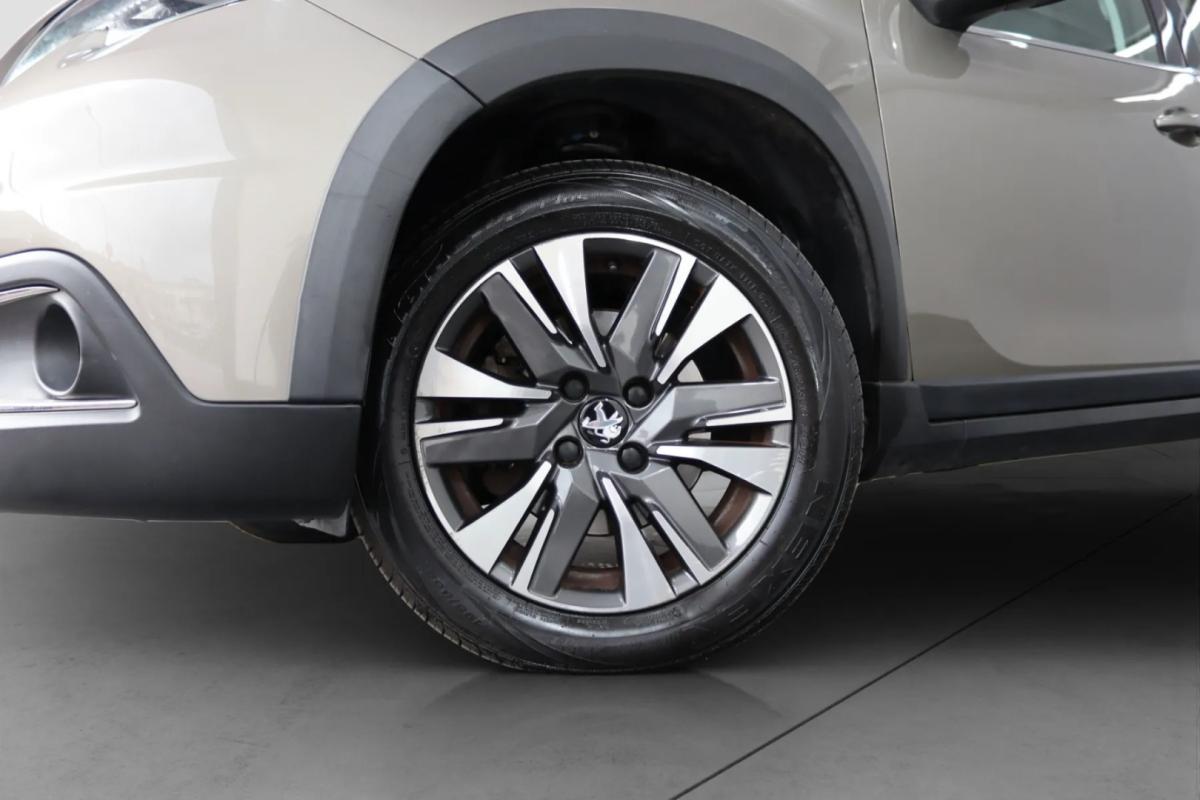 peugeot-2008-2017-gasolina-1199cc