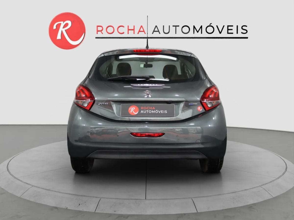 peugeot-208-2017-gasolina-1199cc