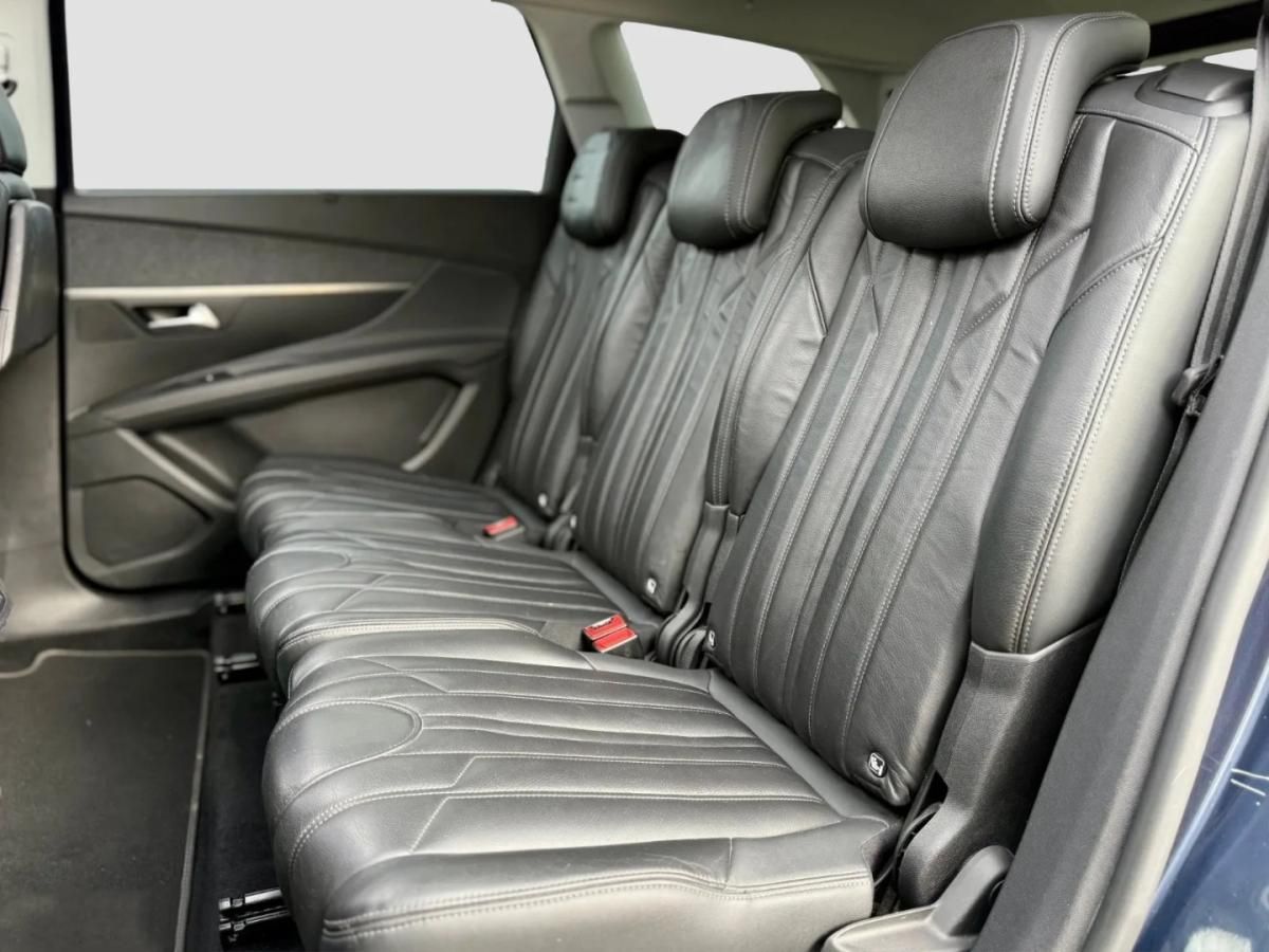 peugeot-5008-2018-gasolina-1199cc