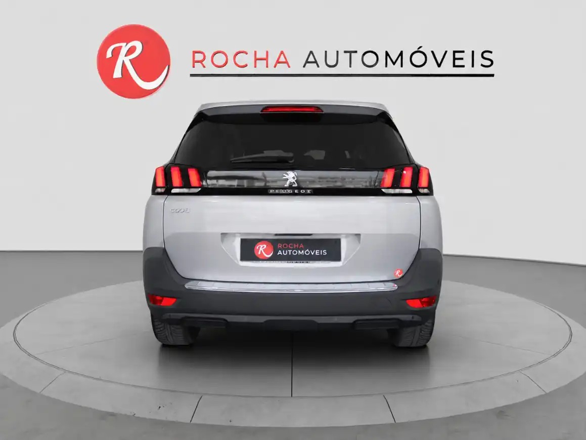 peugeot-5008-2019-gasolina-1199cc