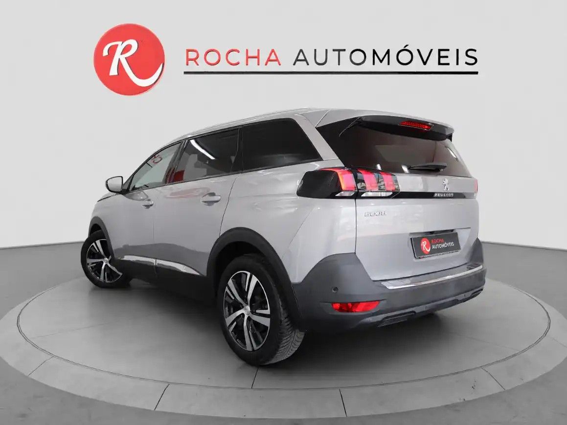 peugeot-5008-2019-gasolina-1199cc