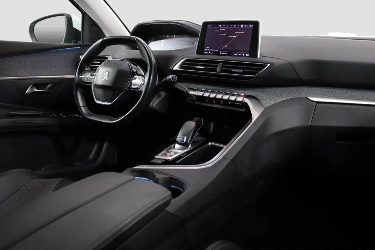 peugeot-5008-2018-gasolina-1199cc
