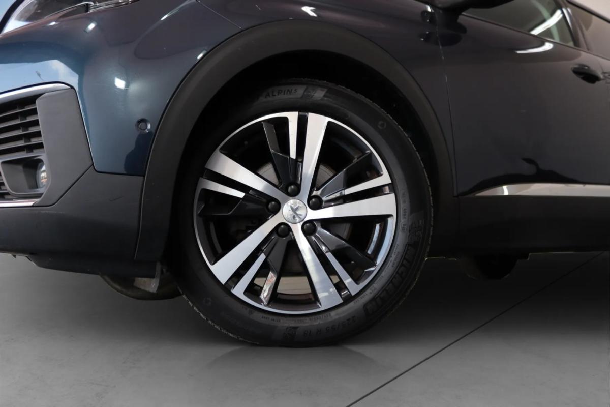 peugeot-5008-2018-gasolina-1199cc