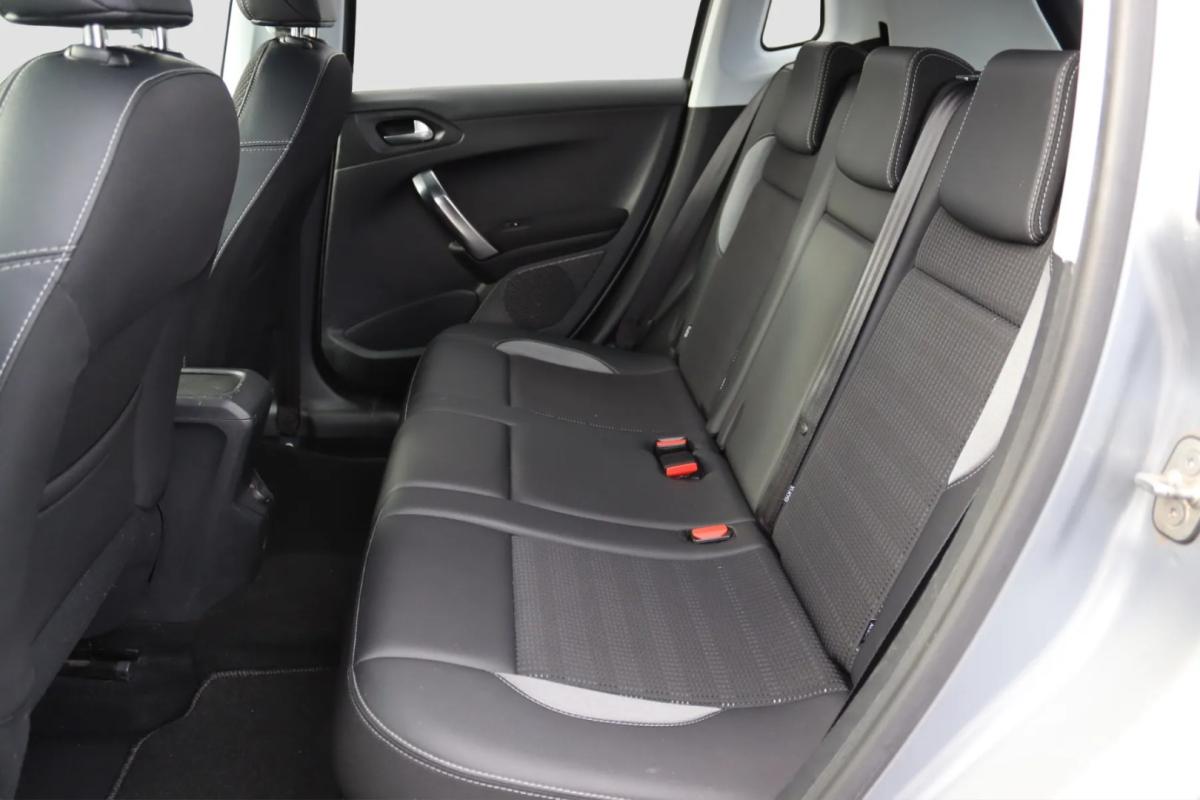 peugeot-2008-2019-gasolina-1199cc