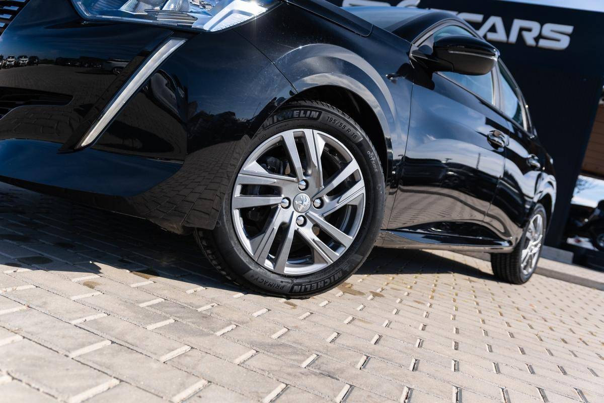 peugeot-208-2022-gasolina-1199cc