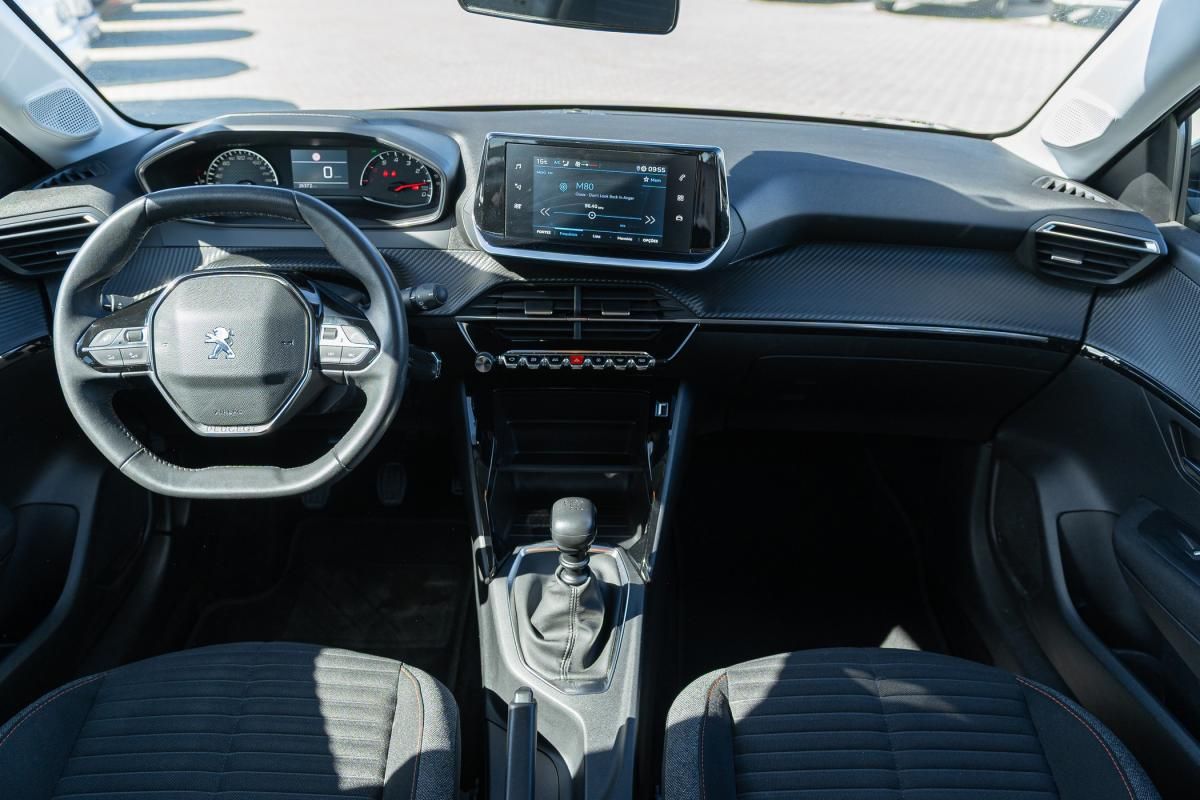 peugeot-208-2022-gasolina-1199cc