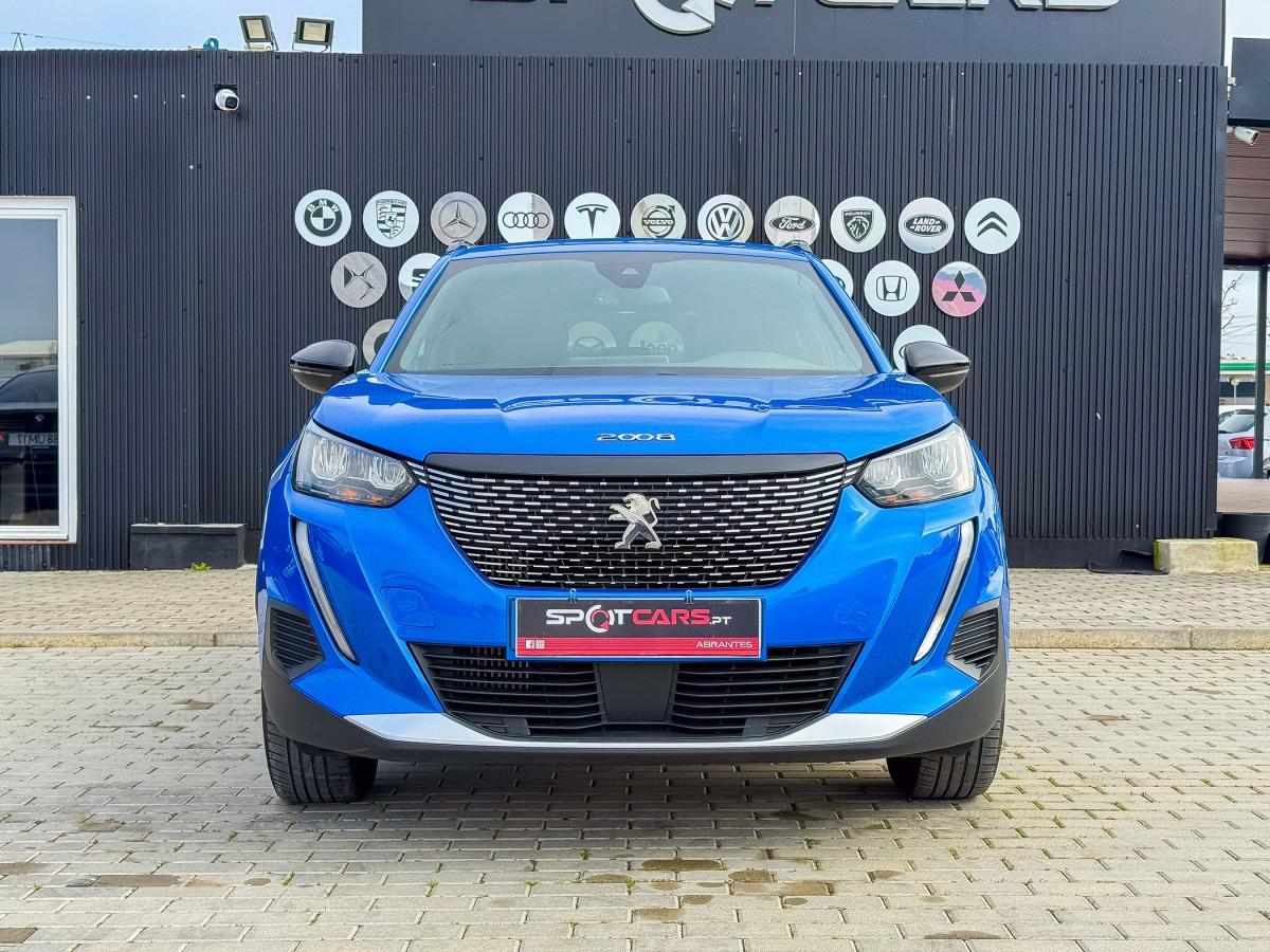peugeot-2008-2023-gasolina-1199cc