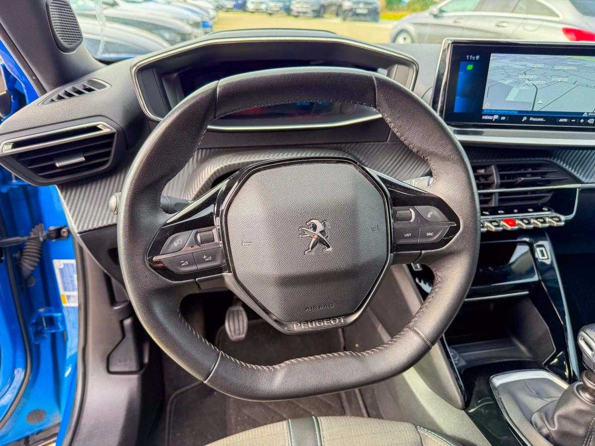 peugeot-2008-2023-gasolina-1199cc