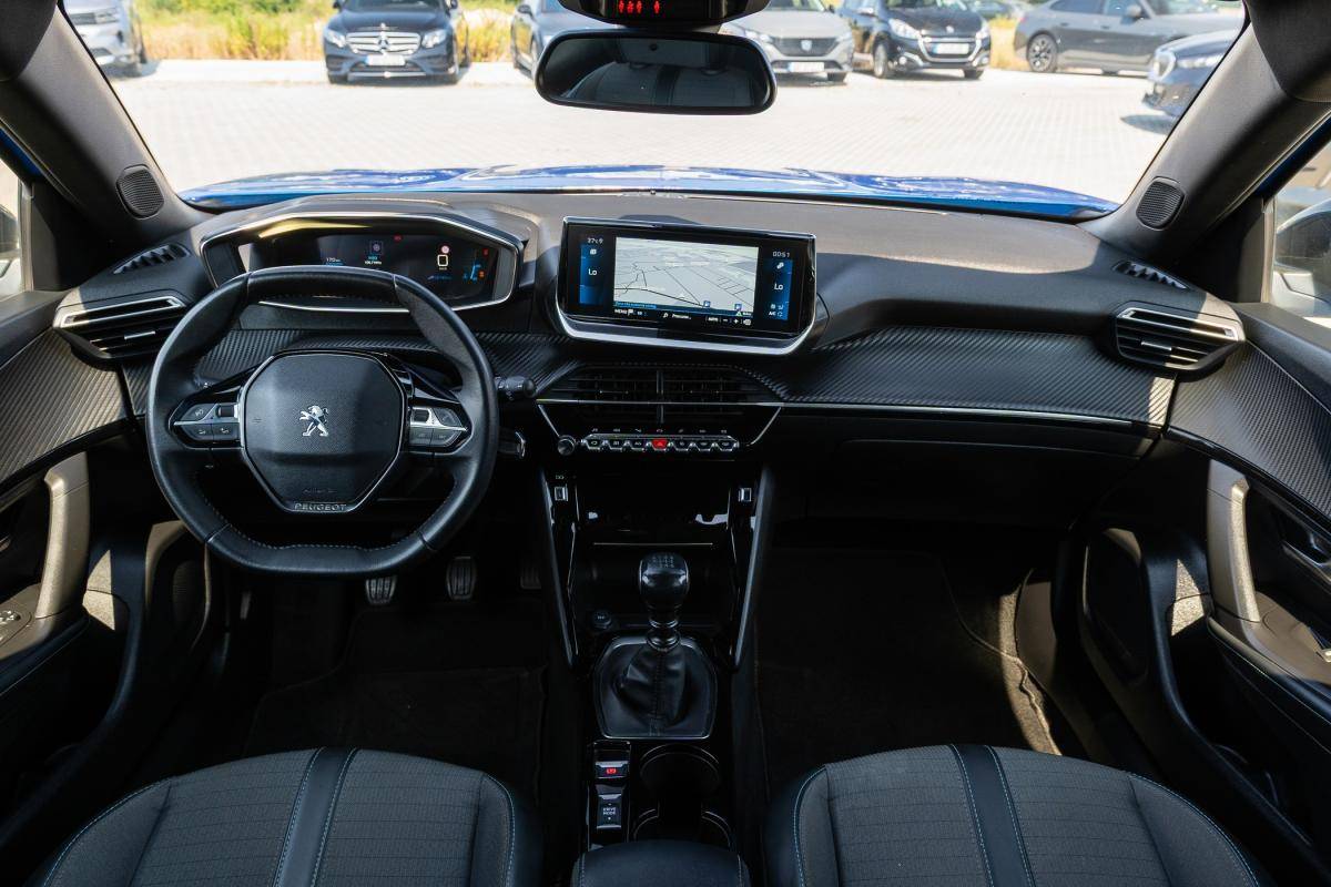 peugeot-2008-2023-gasolina-1199cc