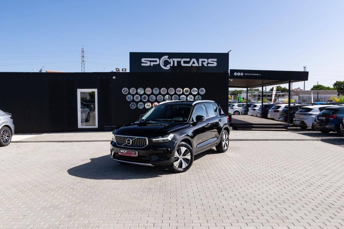 volvo-xc40-2022-hibrido-a-gasolina-1477cc