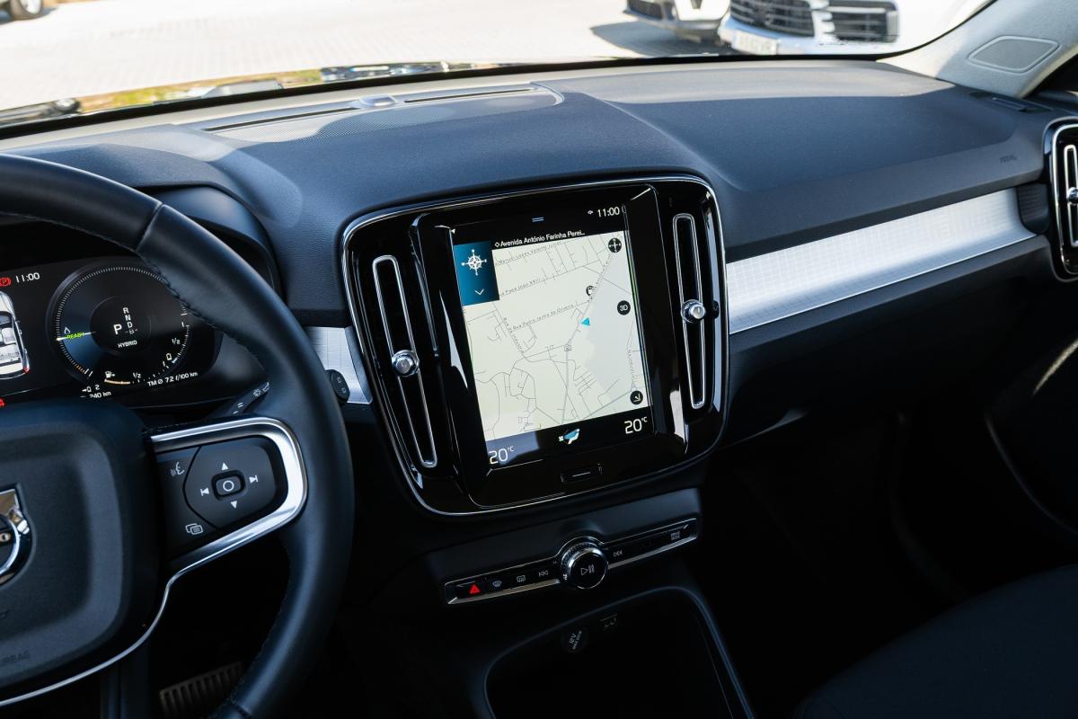 volvo-xc40-2022-hibrido-a-gasolina-1477cc