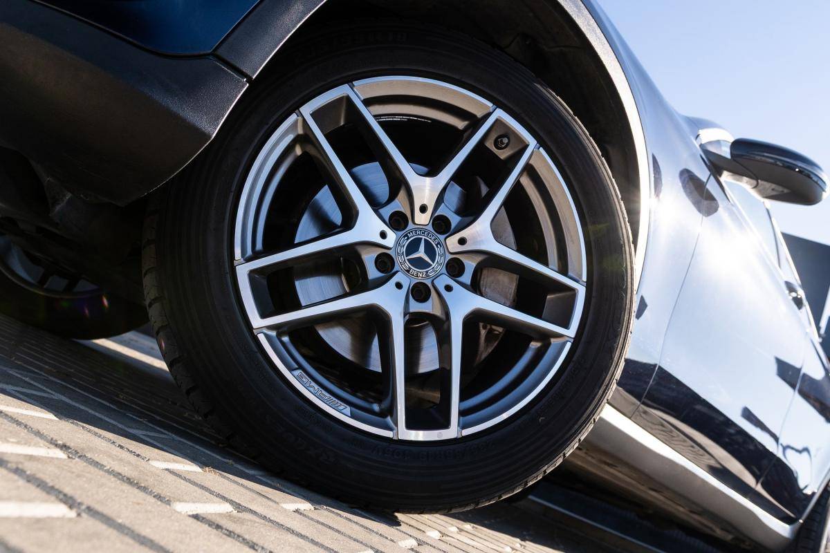 mercedes-benz-glc-2018-diesel-2143cc