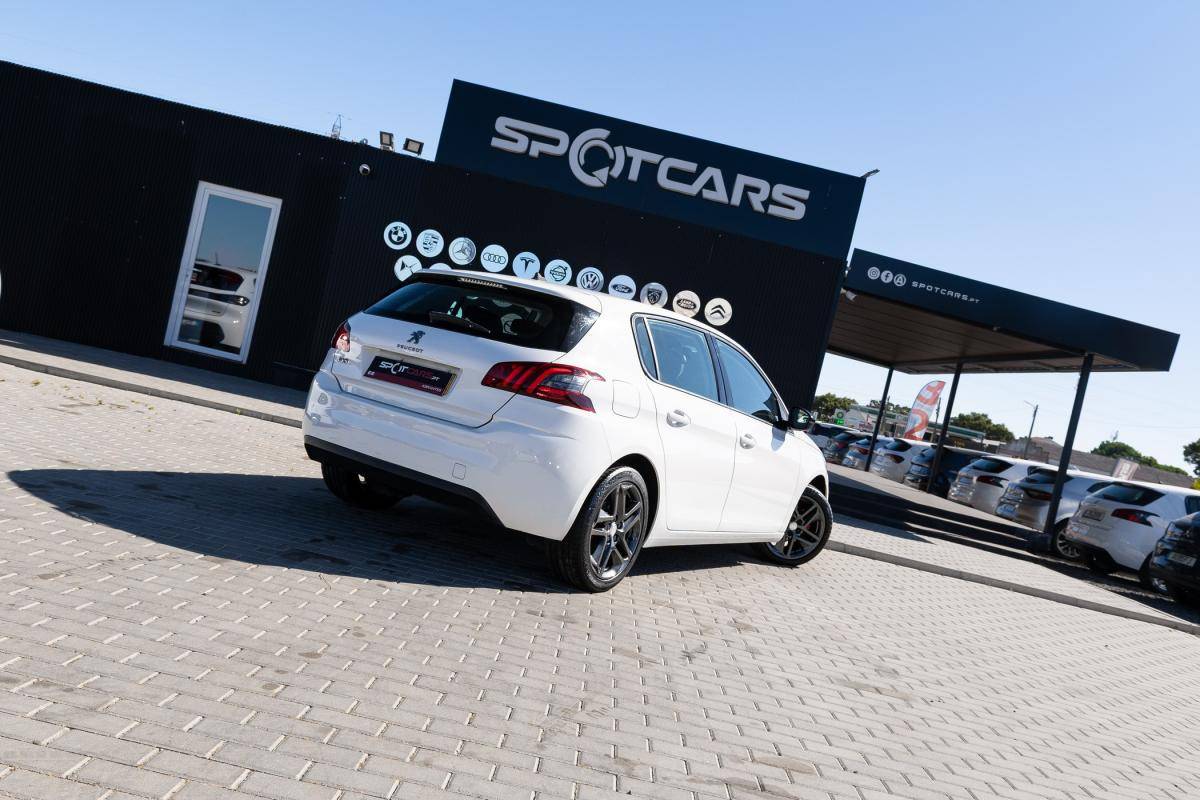 peugeot-308-2019-diesel-1499cc