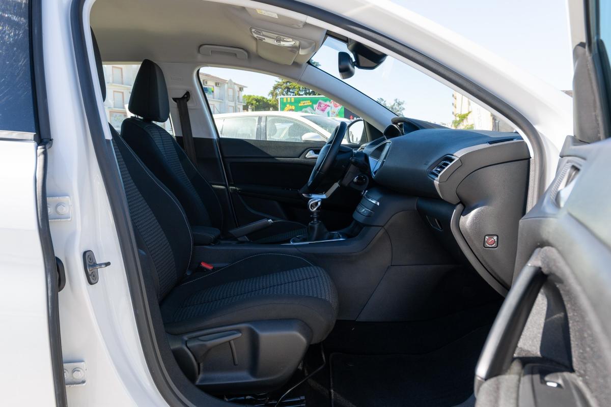 peugeot-308-2019-diesel-1499cc