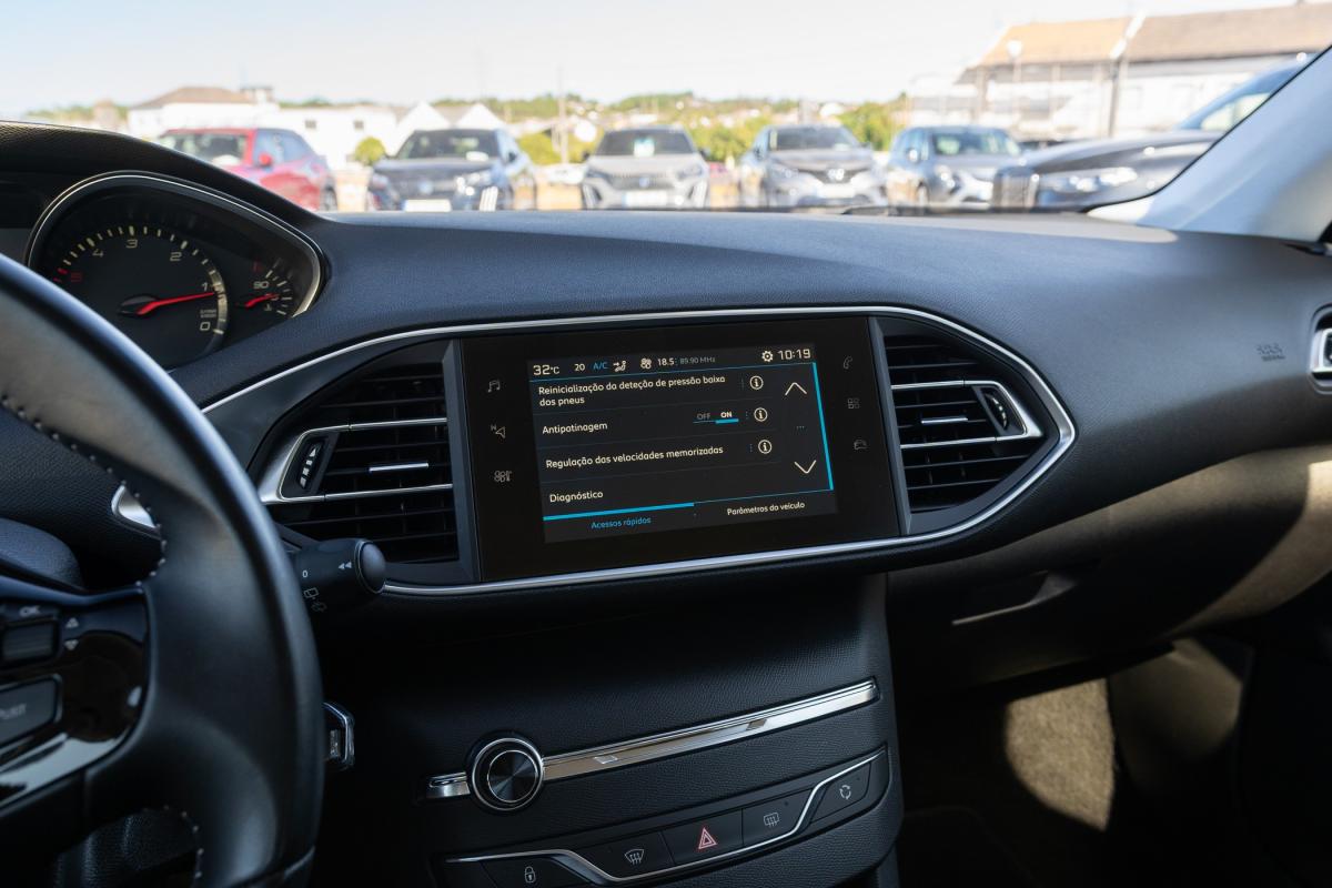 peugeot-308-2019-diesel-1499cc