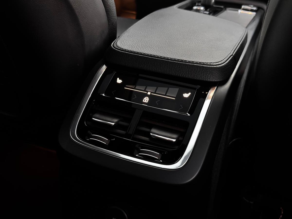 volvo-xc90-2021-hibrido-a-gasolina-1969cc