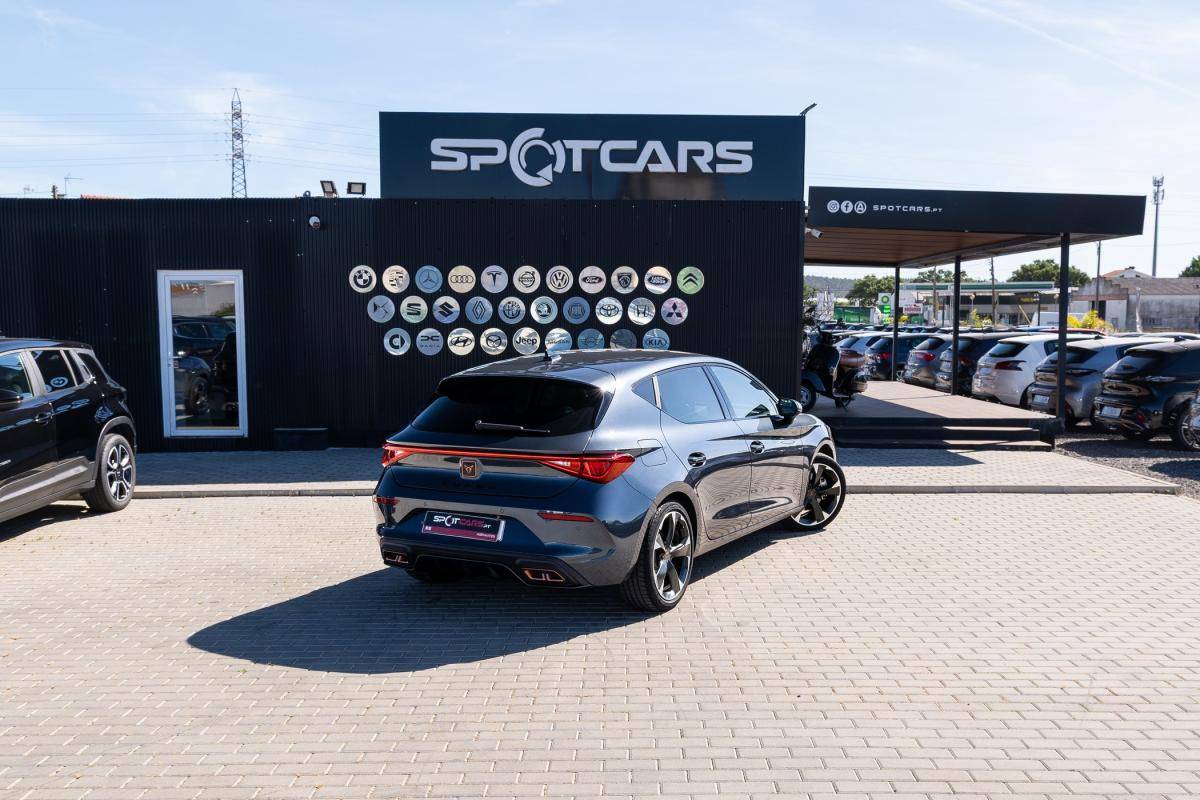 cupra-leon-2023-hibrido-a-gasolina-1395cc